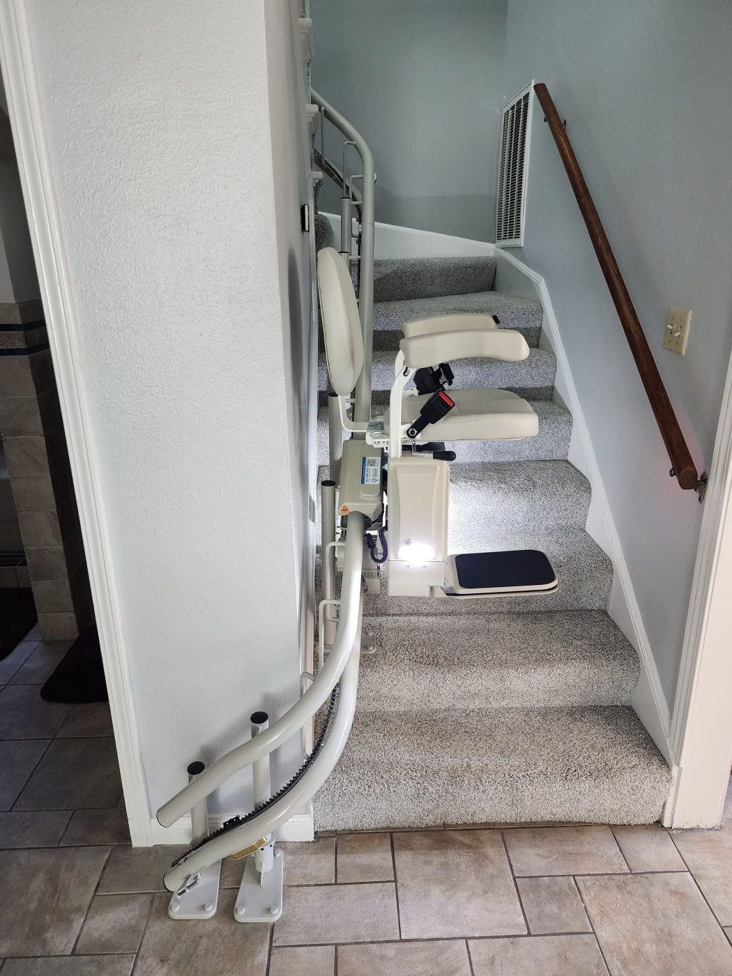 Curved Stairlifts: Featuring the Pilot Navigtor E604 Curved Stairlift.
